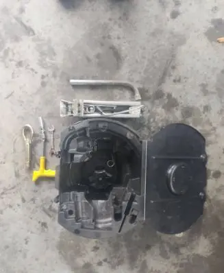 Volkswagen Polo IV 9N3 Tool box 6Q0012115F
