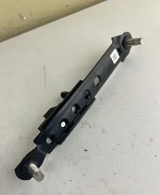 Nissan Qashqai Seat belt adjustment rail 308205999AA 308205999A