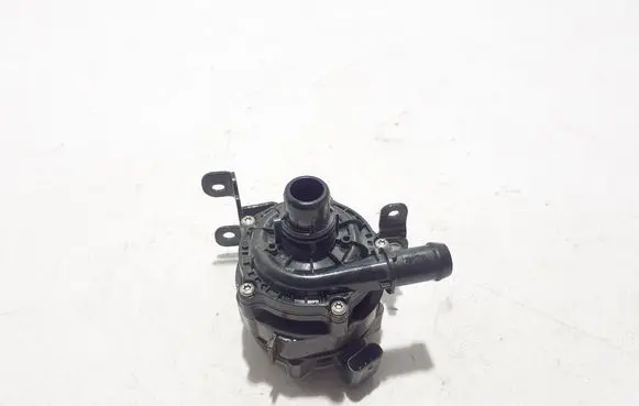 Volvo XC40 Electric auxiliary coolant/water pump 32222737