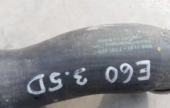 BMW 5 E60 E61 Intercooler hose/pipe 7797698