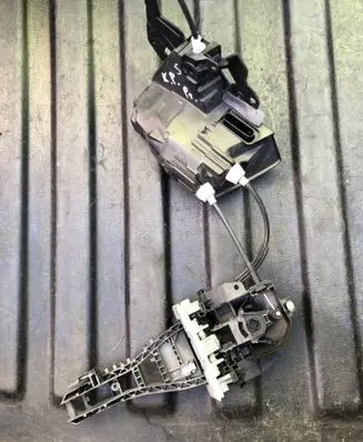 Land Rover Range Rover Sport L494 Front door lock DK62203A29LE BJ32224N03 949031104