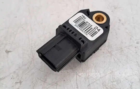 Toyota Verso Airbag deployment crash/impact sensor 898310F010