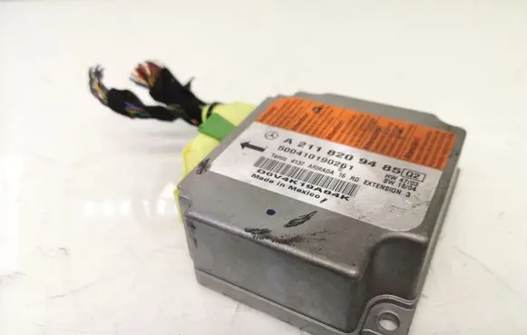 Mercedes-Benz E W211 Airbag control unit/module A2118209485 500410190261