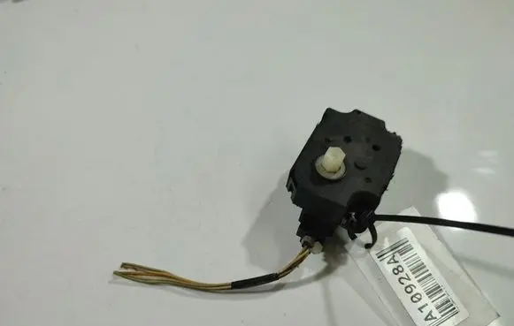 Fiat Doblo Air flap motor/actuator A2120100