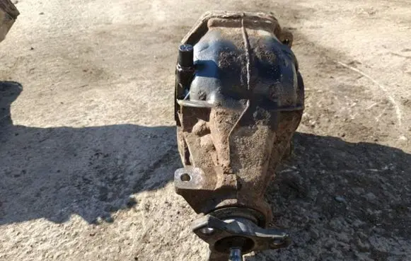 Mercedes-Benz C W203 Rear differential A2033510008