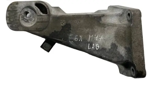 BMW 5 E60 E61 Engine mounting bracket 6763218