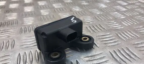 Mercedes-Benz E W212 ESP acceleration yaw rate sensor A0009052500