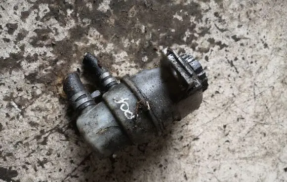Dodge Avenger Power steering fluid tank/reservoir