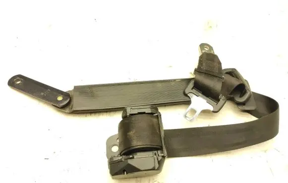 Mercedes-Benz Sprinter W906 Rear seatbelt 5817608383 9090CRH
