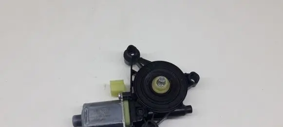 Audi A3 S3 8V Front door window regulator motor 5Q0959801B S850202099