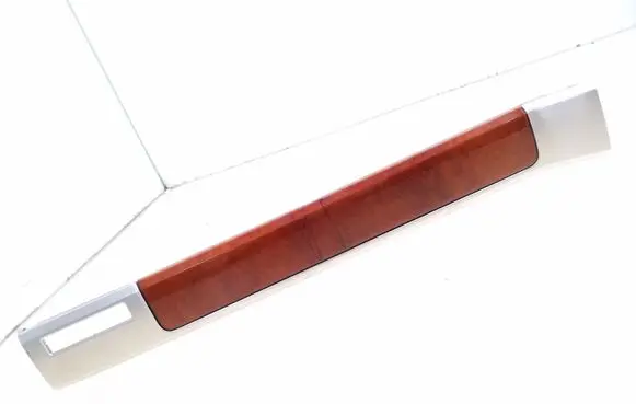 Dashboard glove box trim
