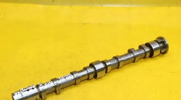 Skoda Roomster (5J) Camshaft 03CDE