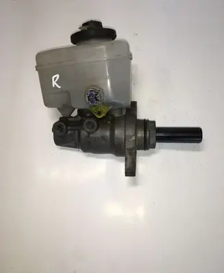 Toyota Land Cruiser (J120) Master brake cylinder 13231180010