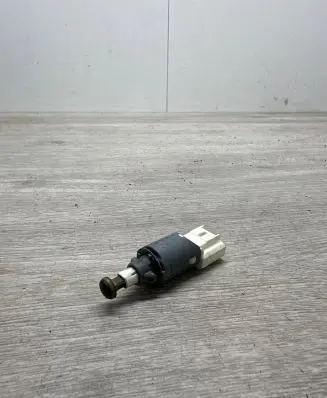 Renault Megane II Brake pedal sensor switch 8200168238 41451