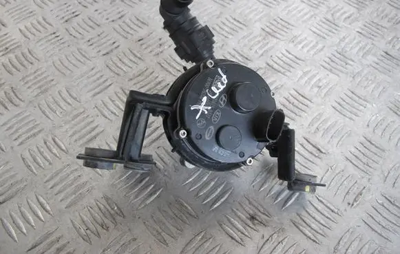 KIA Xceed Electric auxiliary coolant/water pump 36900-2B200