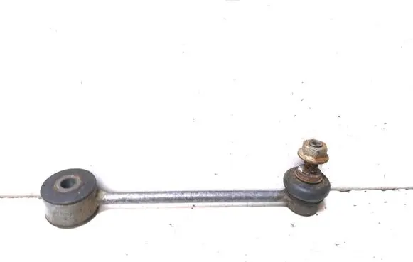 Rear control arm