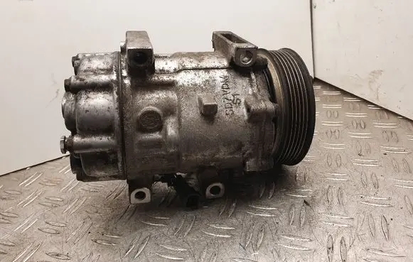 Volvo S40 Air conditioning (A/C) compressor (pump) 3M5H19D629HE