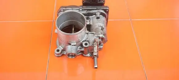 Toyota Verso Throttle body valve 261000R020 20MB25
