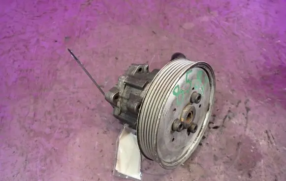 Audi A6 Allroad C5 Power steering pump