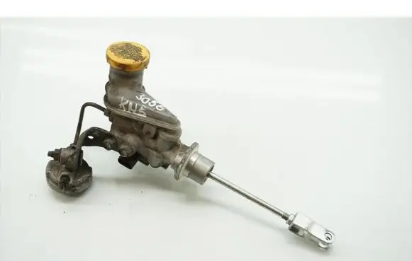 Master brake cylinder