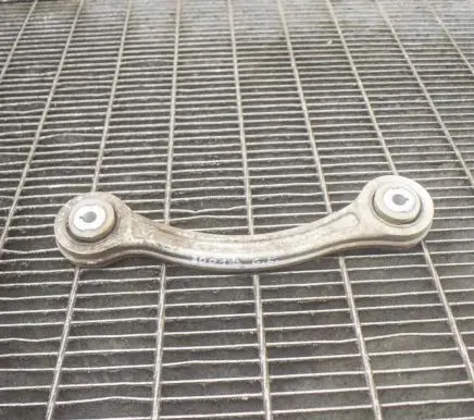 Maserati Quattroporte Rear upper control arm/wishbone 69573