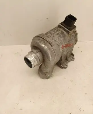 Volvo XC90 Water pump 31368715
