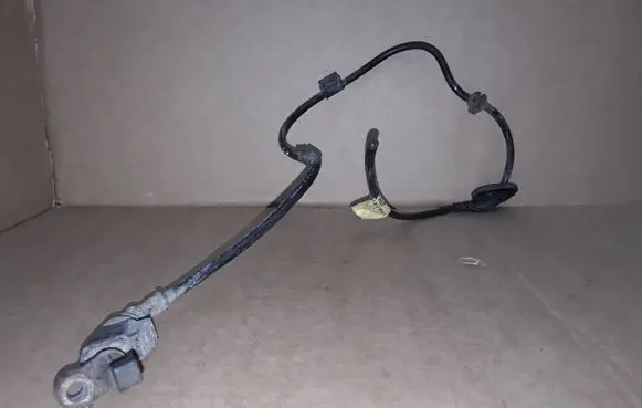 Skoda Fabia Mk1 (6Y) ABS rear brake sensor 6E0973702
