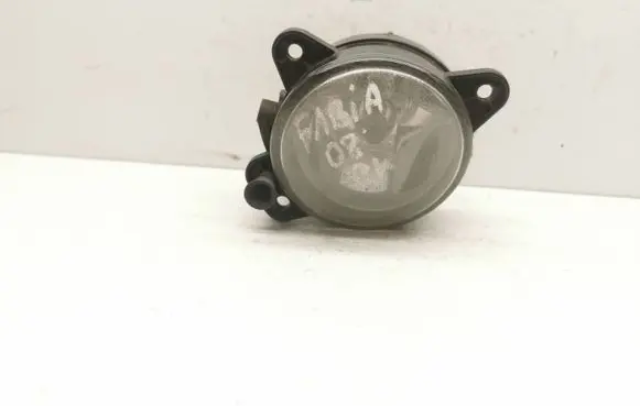 Skoda Fabia Mk2 (5J) Front fog light