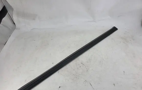 BMW 7 E32 Front door trim (molding)