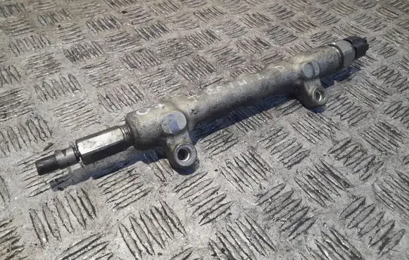 Toyota RAV 4 (XA30) Fuel main line pipe 8945871010
