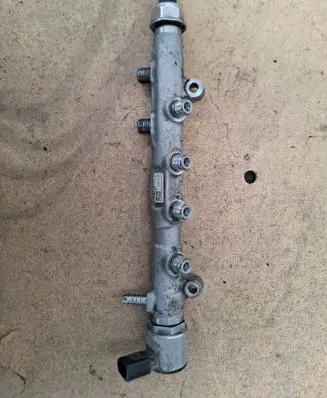 Volkswagen Transporter - Caravelle T6 Fuel main line pipe 03N130093B