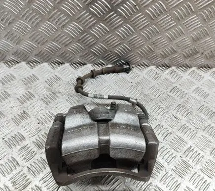 Volvo XC40 Front brake caliper 32329517 32329516