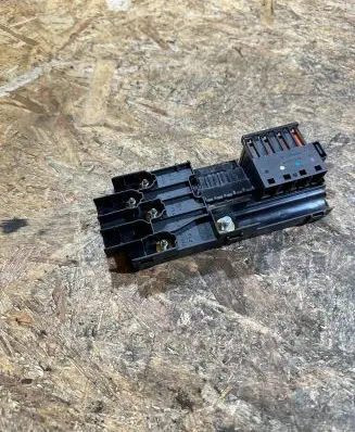 Mercedes-Benz R W251 Fuse box set 2115452601