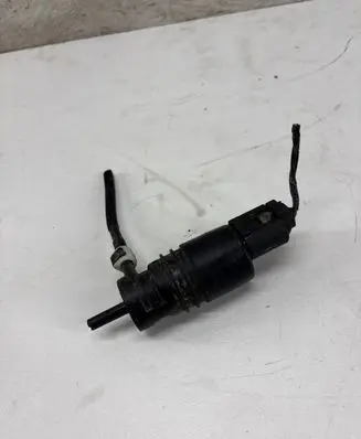 BMW 4 F36 Gran coupe Windscreen/windshield washer pump 7302589 3437380 13264010