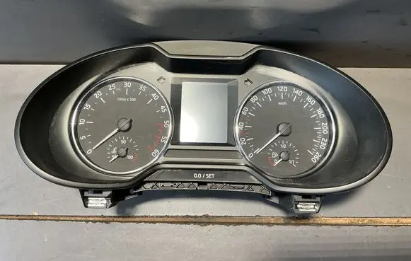 Skoda Octavia Mk3 (5E) Speedometer (instrument cluster) 5E0920741 VDD02427 1555020701