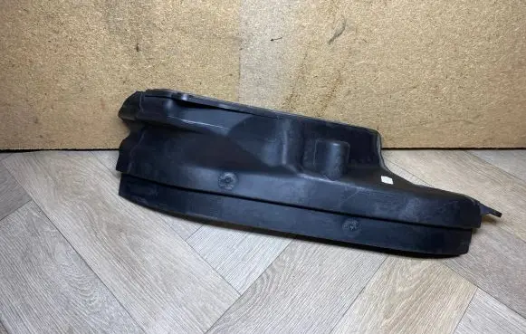 BMW 5 F10 F11 Other engine bay part 7211464 51717211464