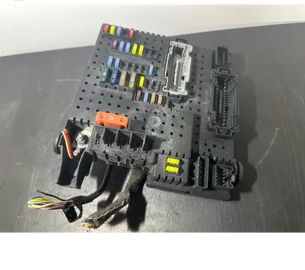 Volvo S60 Fuse module 8676391 05W155 12217799