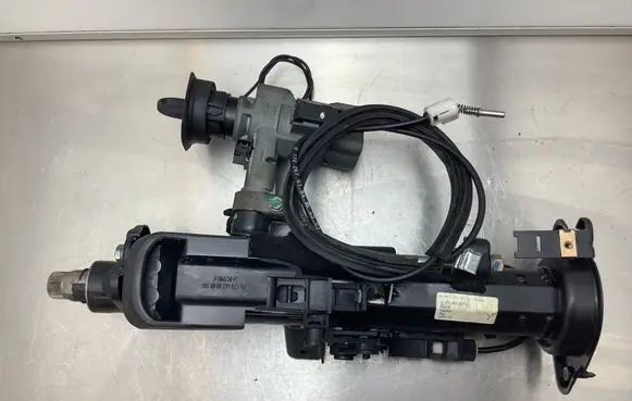 Mercedes-Benz SLK R170 Steering wheel axle A1704600716 258754 04042
