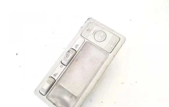 Volkswagen PASSAT B4 Front seat light 1h0959728