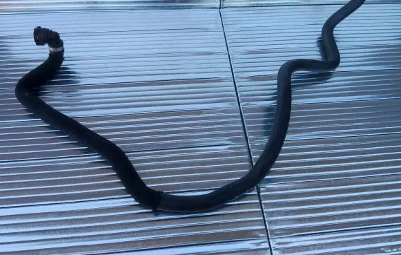 BMW 5 G30 G31 Engine coolant pipe/hose 9299620 16383510