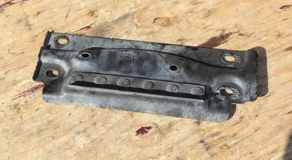 Audi A4 S4 B9 Muffler mount bracket/holder 8W0803183A