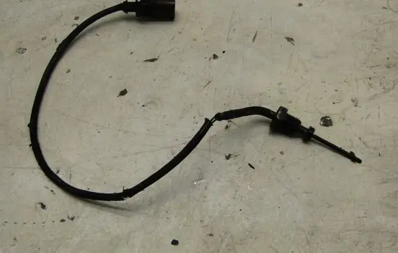 Skoda Fabia Mk3 (NJ) Exhaust gas temperature sensor 964857