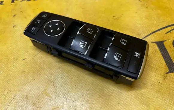 Mercedes-Benz GLS X166 Electric window control switch A1669054400
