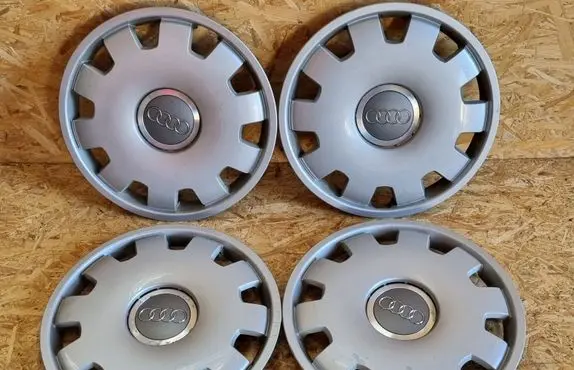 Audi A4 S4 B7 8E 8H R16 wheel hub/cap/trim 4B0601147D