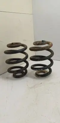 Volkswagen Transporter - Caravelle T4 Rear coil spring