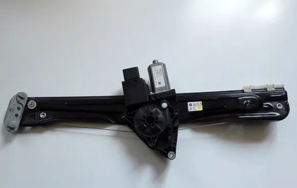 Citroen C3 Aircross Front door window regulator with motor 39187595