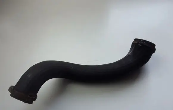 Intercooler hose/pipe
