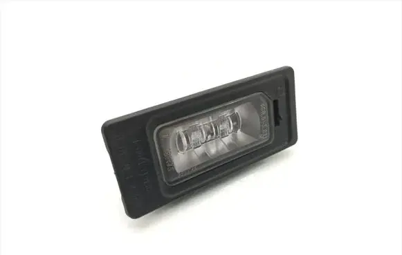 Audi A4 S4 B8 8K Number plate light 010998