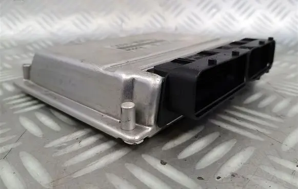 Audi A4 Allroad B9 Engine control unit/module 8D0906018Q