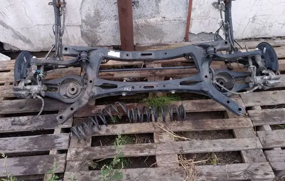 Hyundai i30 Rear axle beam with reductor 